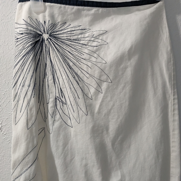 Women's White Benneton Linen A line Midi Skirt - Picture 2 of 5